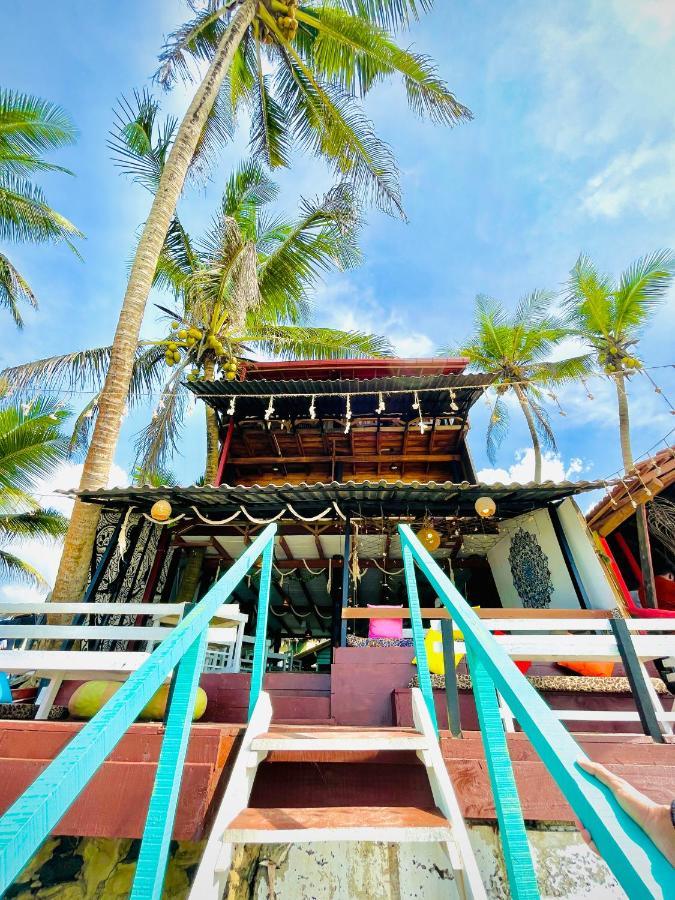 Miracles Beach กอลล์ ภายนอก รูปภาพ